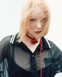 Editorial-CloseUp-Iris-Fotograf-Marcus-Rex-Berlin-Dailani-Portrait-06 