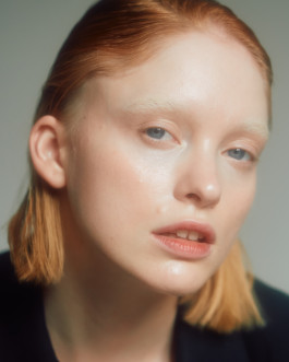 Editorial-CloseUp-Iris-Fotograf-Marcus-Rex-Berlin-Dailani-Portrait-31 