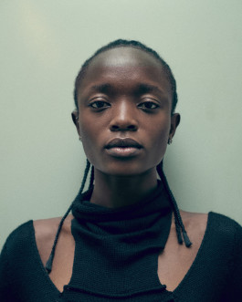 Fashion-Editorial-Yetunde-Berlin-Fotograf-Marcus-Rex-Portrait-01 