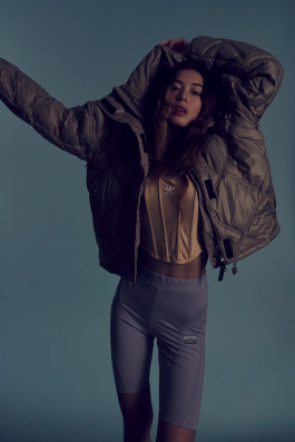 Sport-Fashion-Manisha-Editorial-Berlin-Fotograf-Marcus-Rex-Portrait-04 